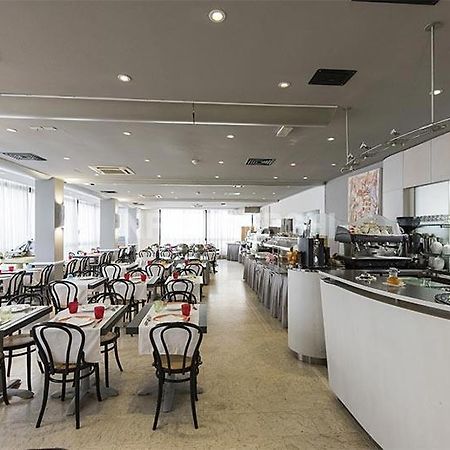 Hotel Genty Ріміні Екстер'єр фото